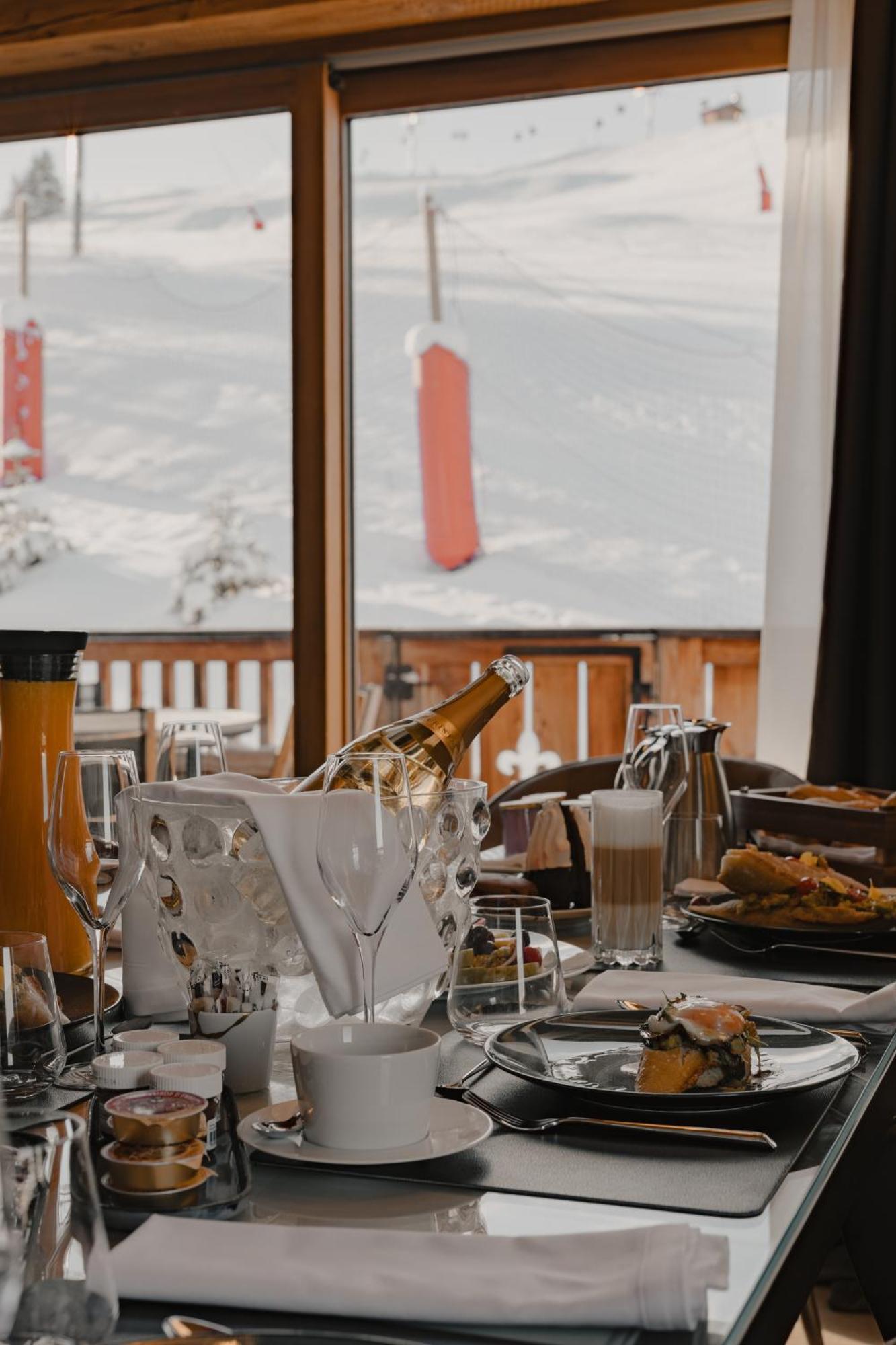 Ultima Courchevel Residences Esterno foto